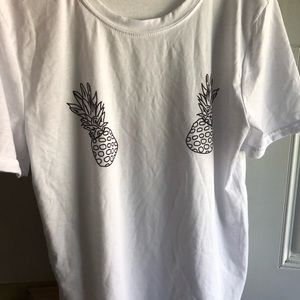 Pineapple tee
